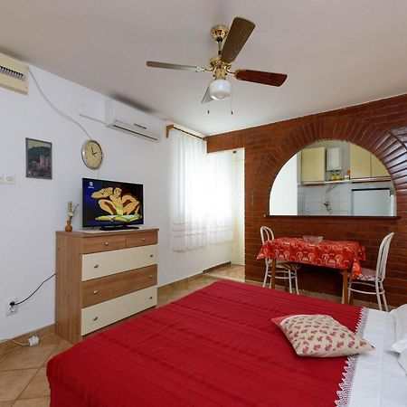 Apartments Mihaela Trogir Exterior foto