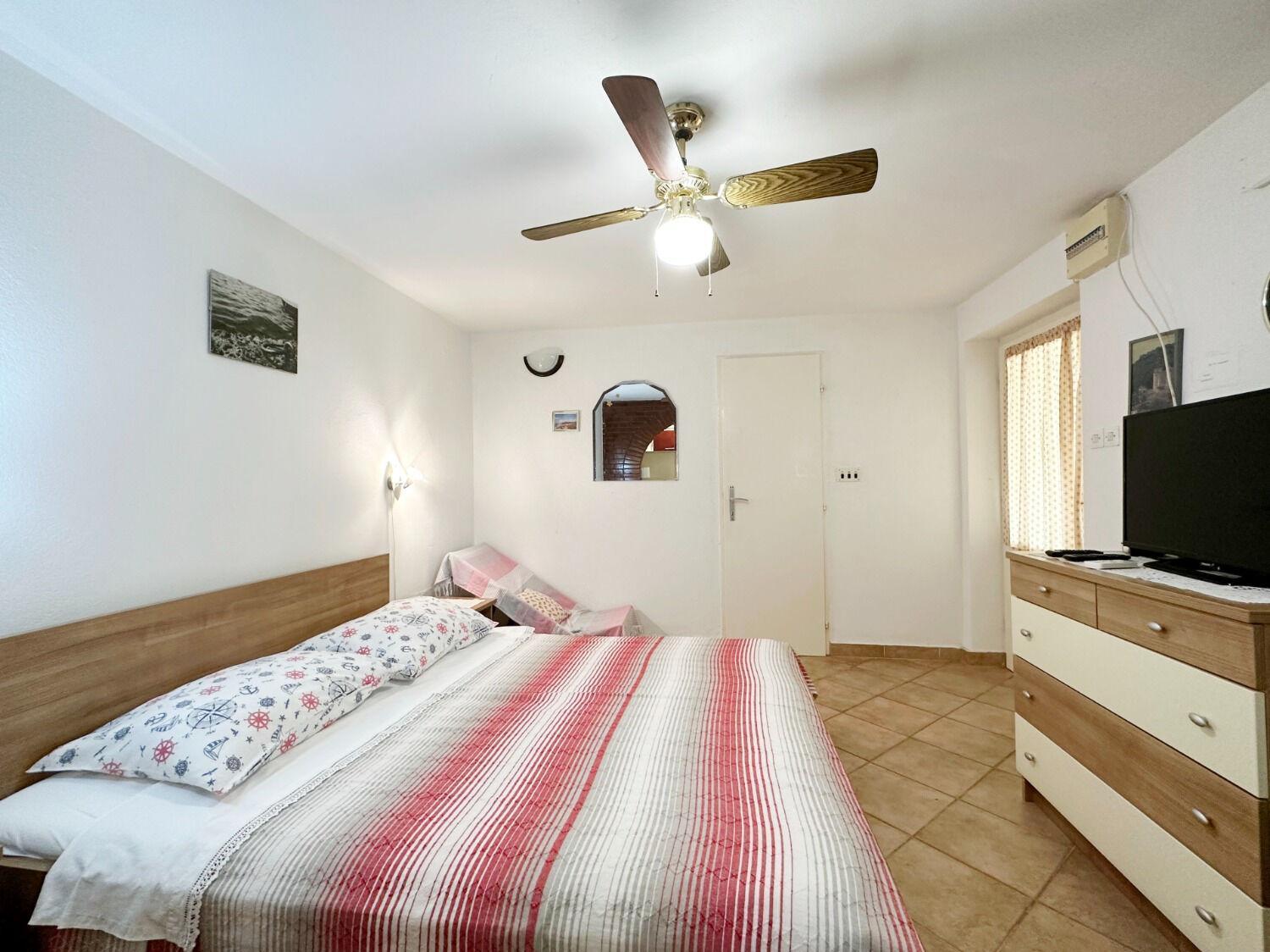 Apartments Mihaela Trogir Exterior foto