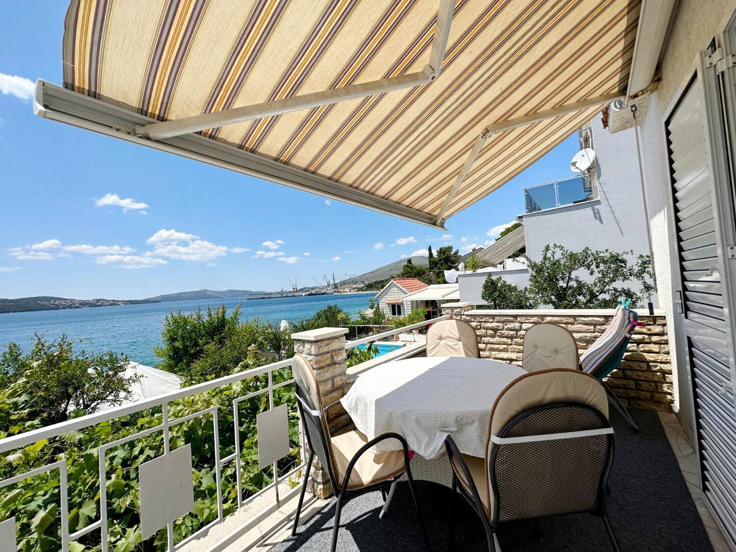 Apartments Mihaela Trogir Exterior foto
