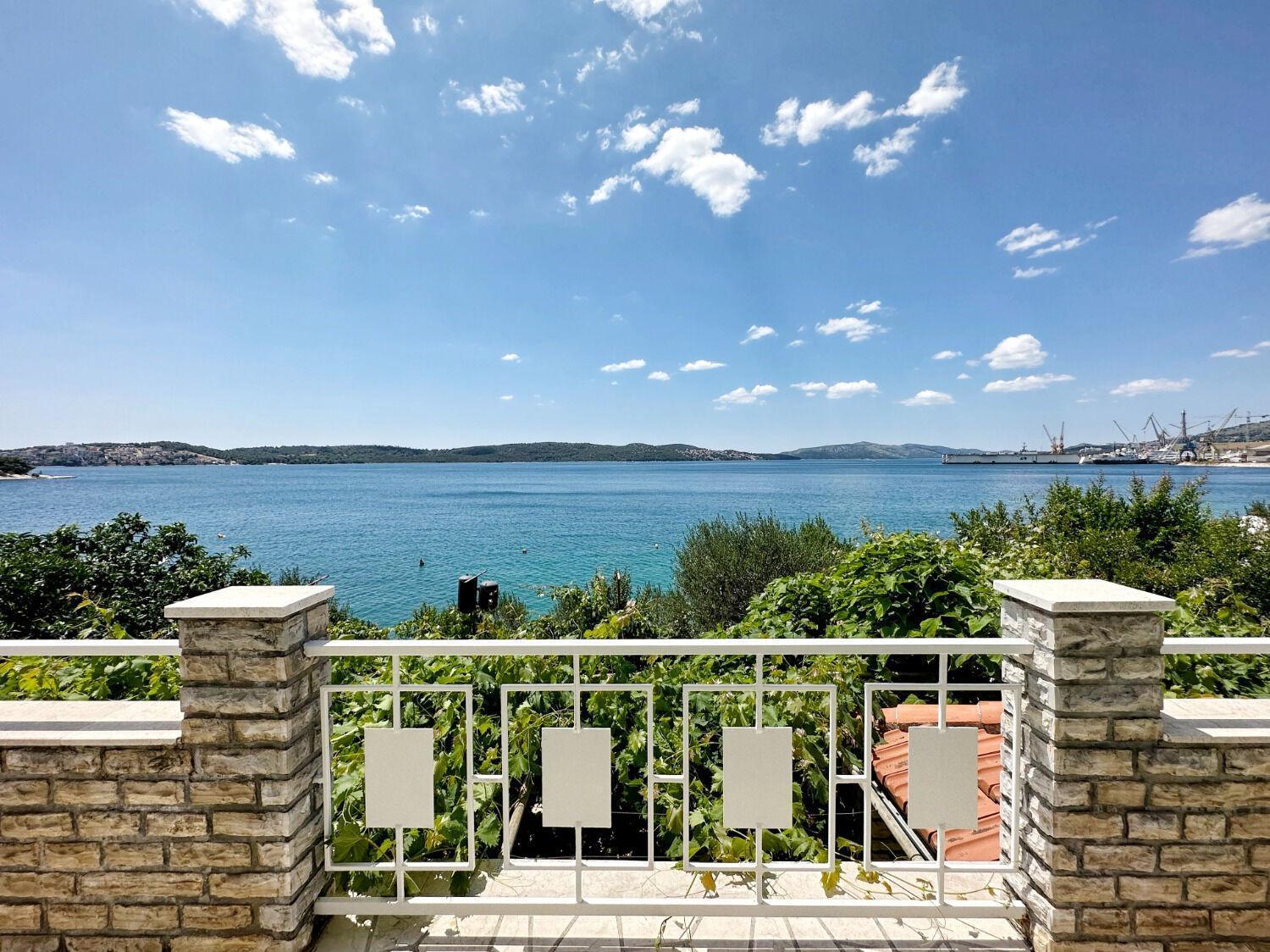 Apartments Mihaela Trogir Exterior foto