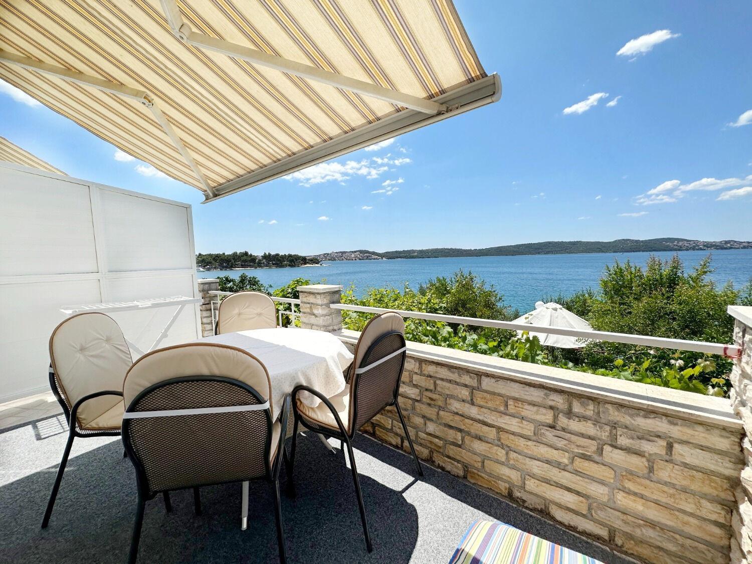 Apartments Mihaela Trogir Exterior foto