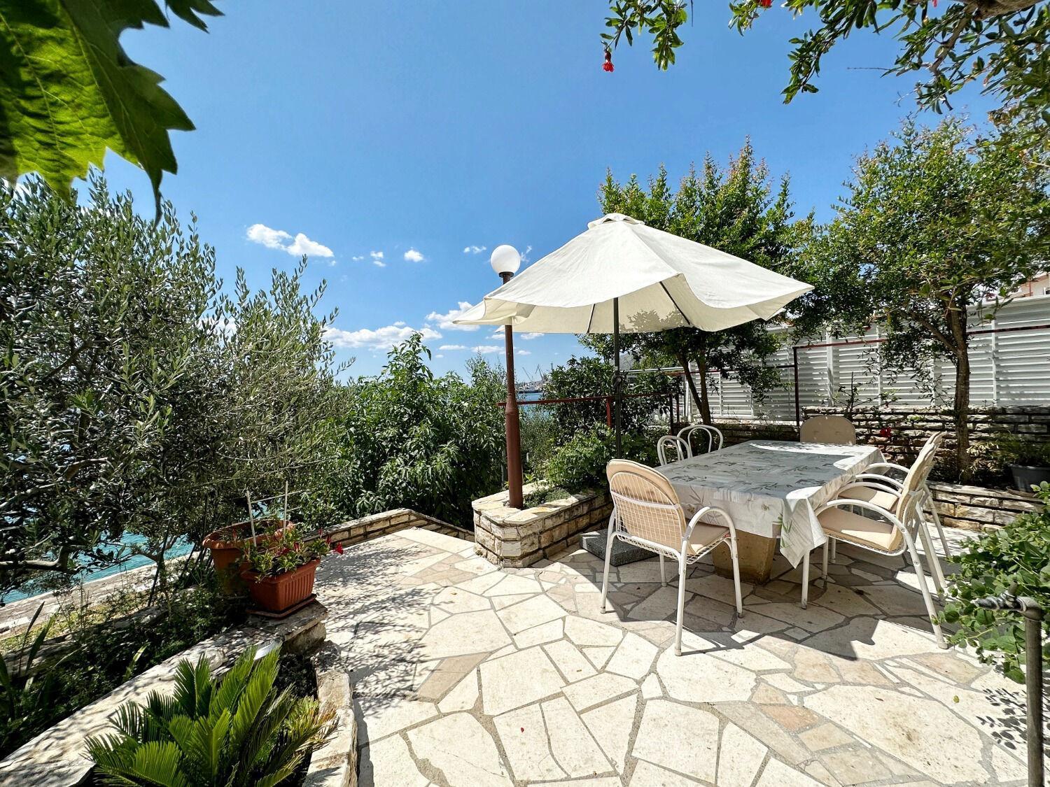Apartments Mihaela Trogir Exterior foto